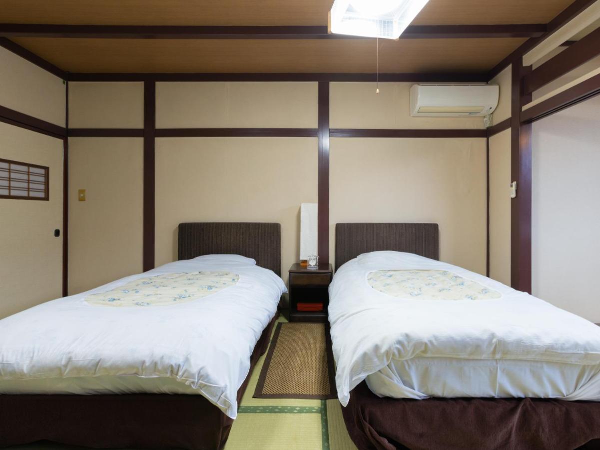 Отель Sakadojo Minamiuonuma Экстерьер фото